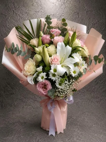 Premium Soft Lilyum ve Güller Buketi. Buca Çiçekçi. BKT0102