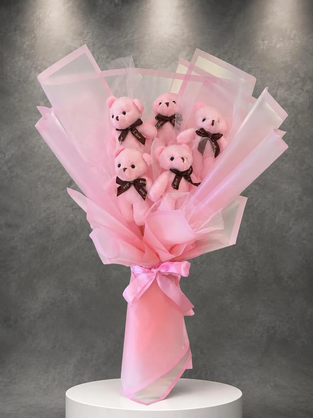 Pembe Düşler Ayıcık Buketi AYB0023 Pembe Düşler Ayıcık Buketi beş pembe peluş ayıcık Buca Çiçekçi İzmir